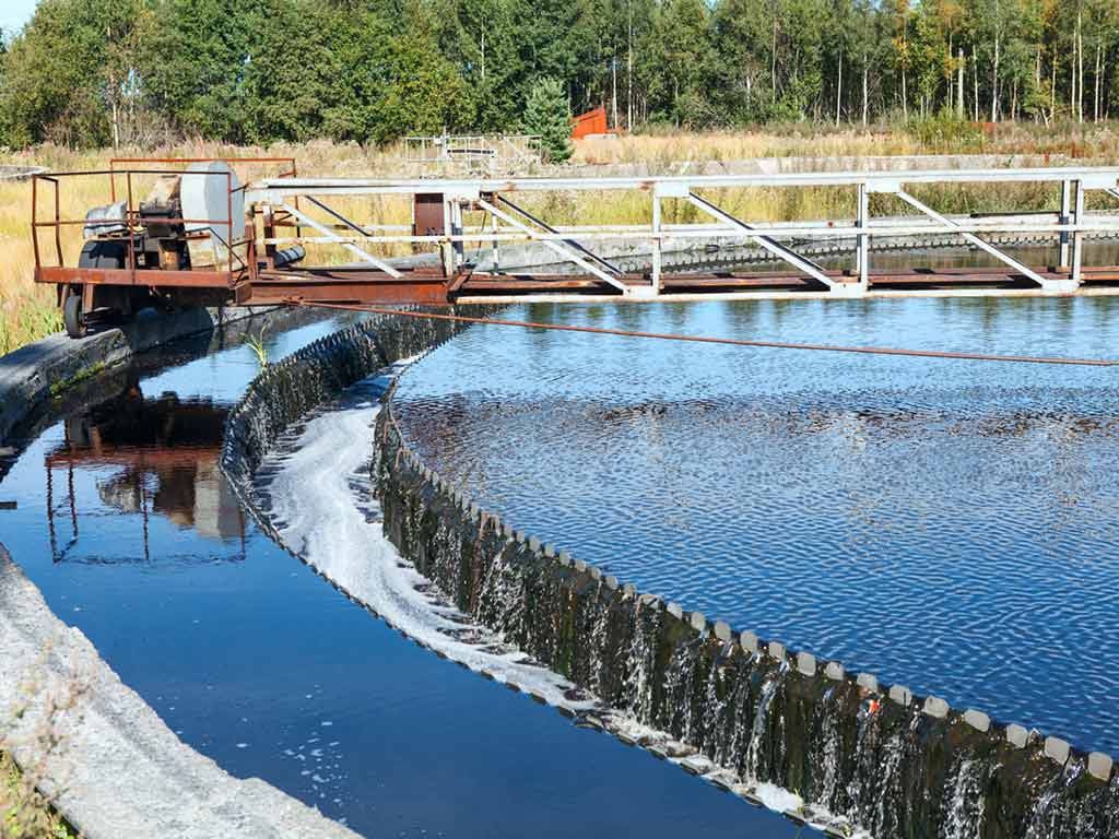 Decantación de agua residual y su importancia en la filtración de agua